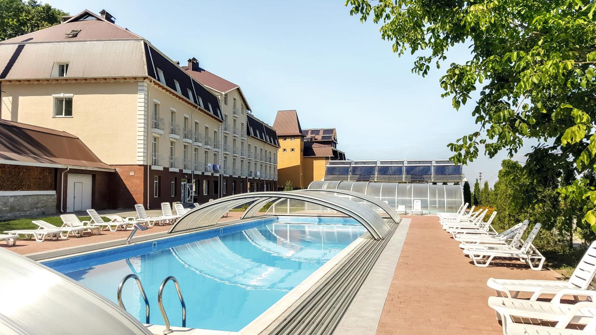 Vitapark Sonyachnyy Provans Satanov Exterior photo